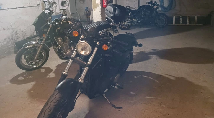 equipements-garage-motos-hotel-accueil-motards-chateau-arnoux